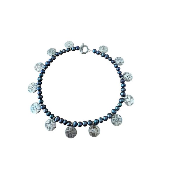 Real Pearl Necklace With Silver Toned Spiral Accents & Toggle Clasp - Picture 2 of 5